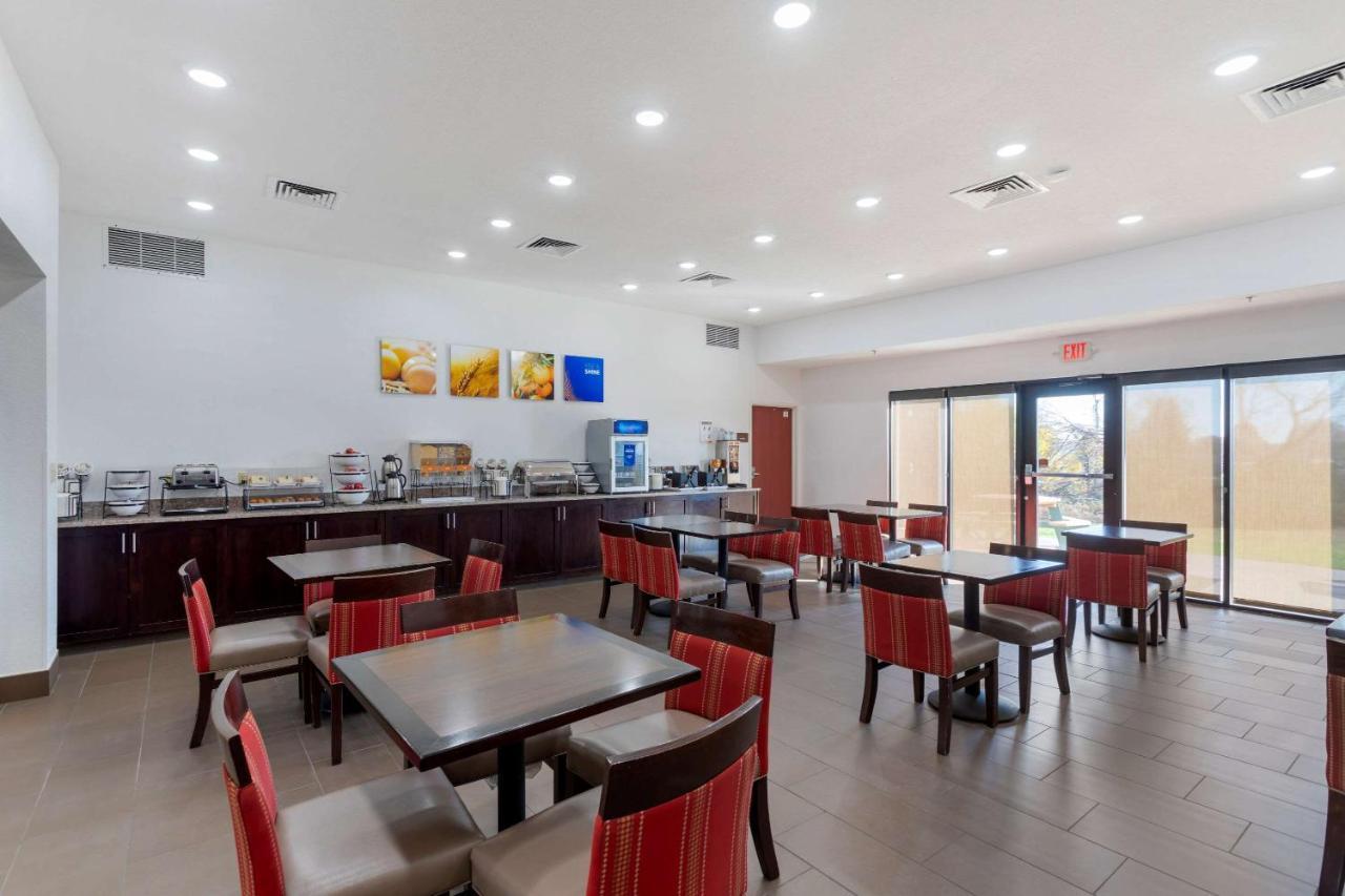 Comfort Inn & Suites Cave City Exterior photo