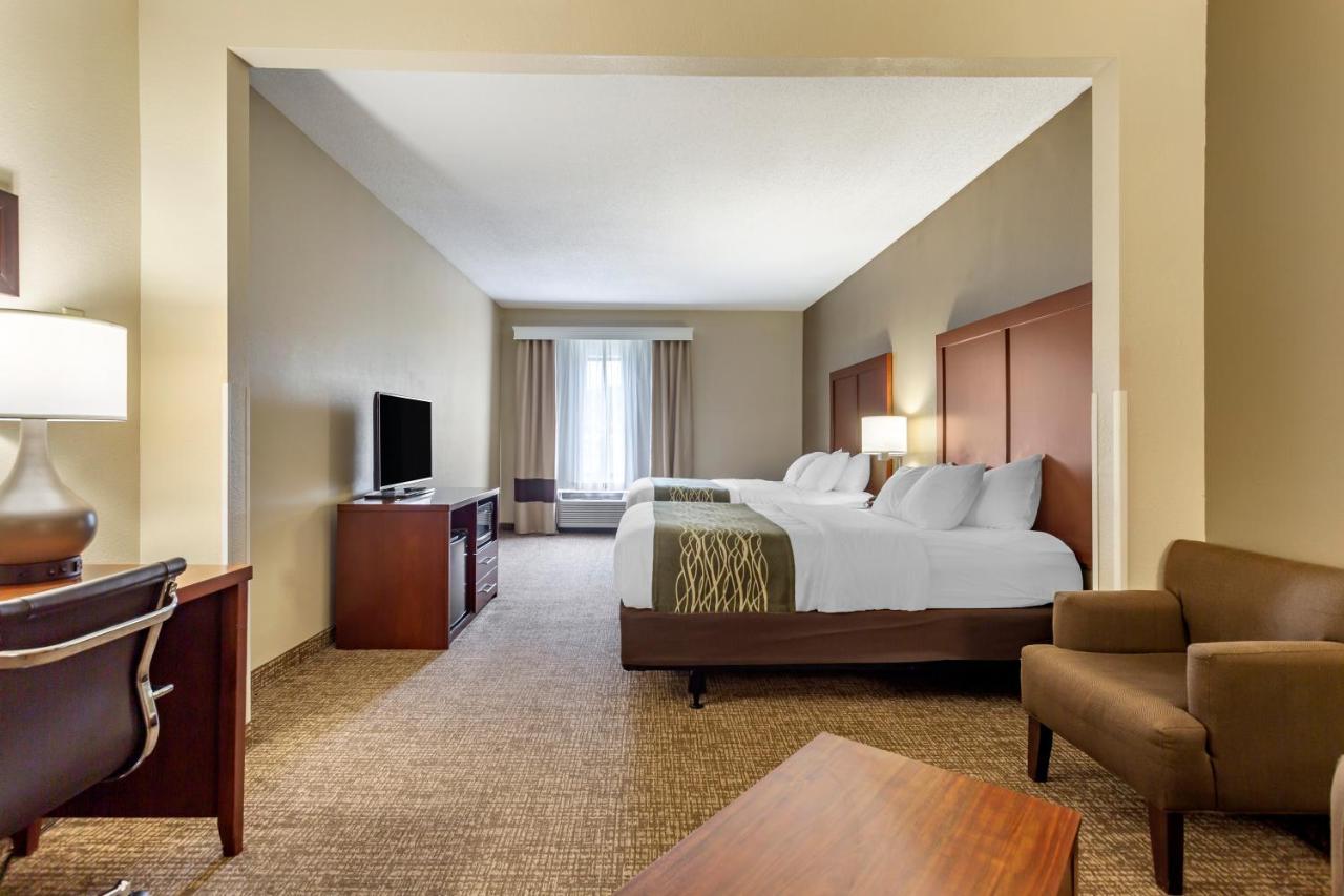 Comfort Inn & Suites Cave City Exterior photo