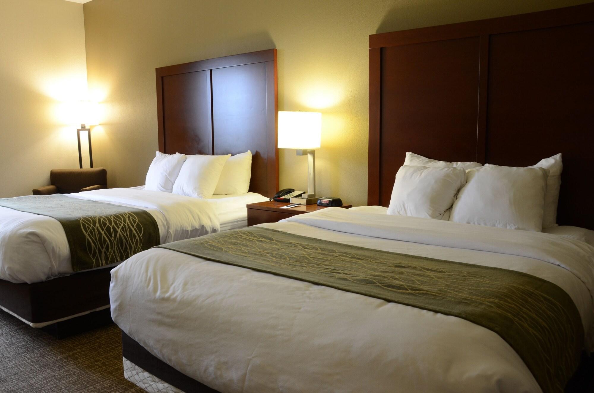 Comfort Inn & Suites Cave City Exterior photo