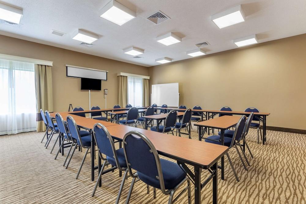 Comfort Inn & Suites Cave City Exterior photo